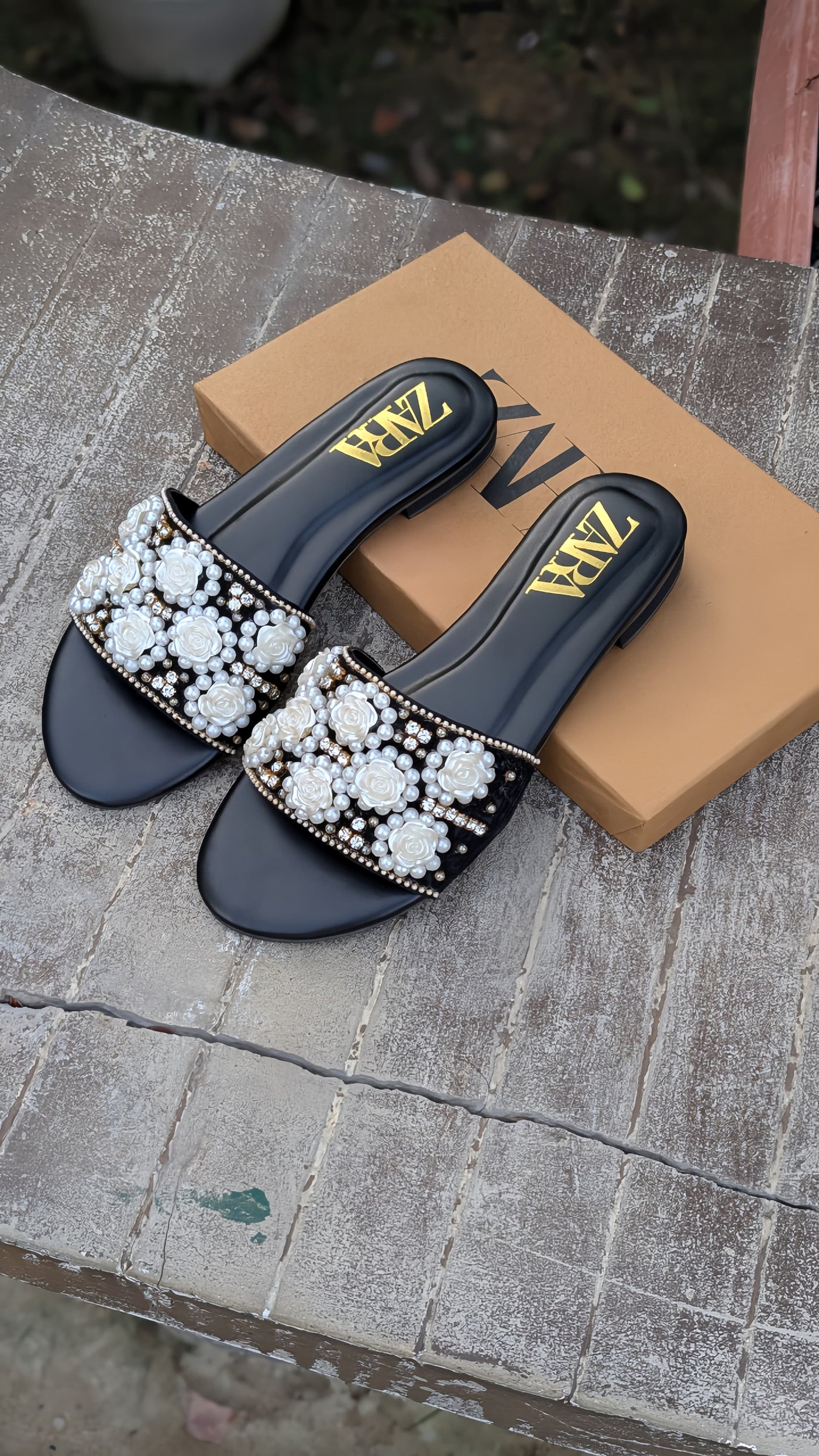 ZARA SLIPPERS