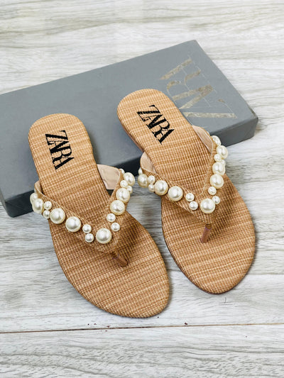 ZARA ROUND PEARLS FLATS