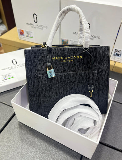 Marc JACOBS
MINI GRIND LEATHER TOTE BAG