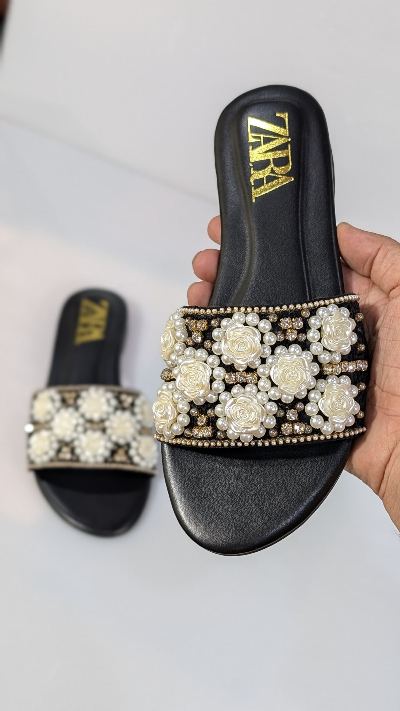 ZARA SLIPPERS